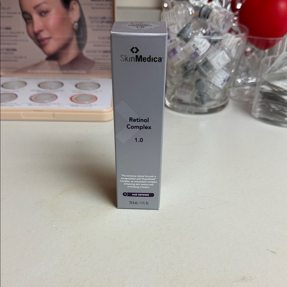 SkinMedica Retinol Complex 1.0 - Elegant Gray